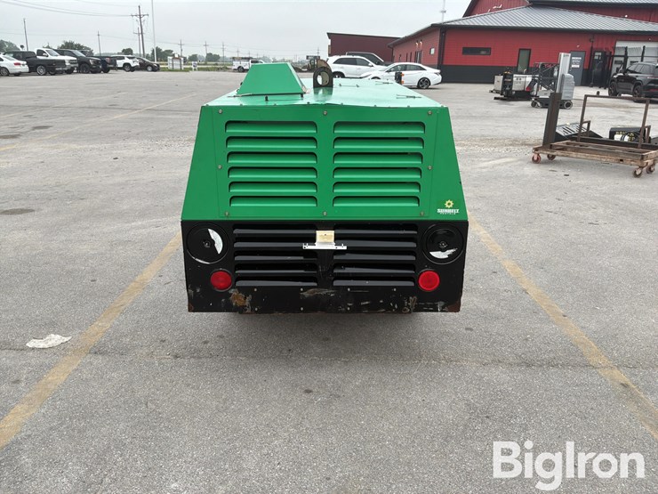 2016-massey-ferguson-730-image-6