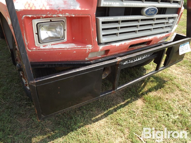 1985-ford-f7000-image-10