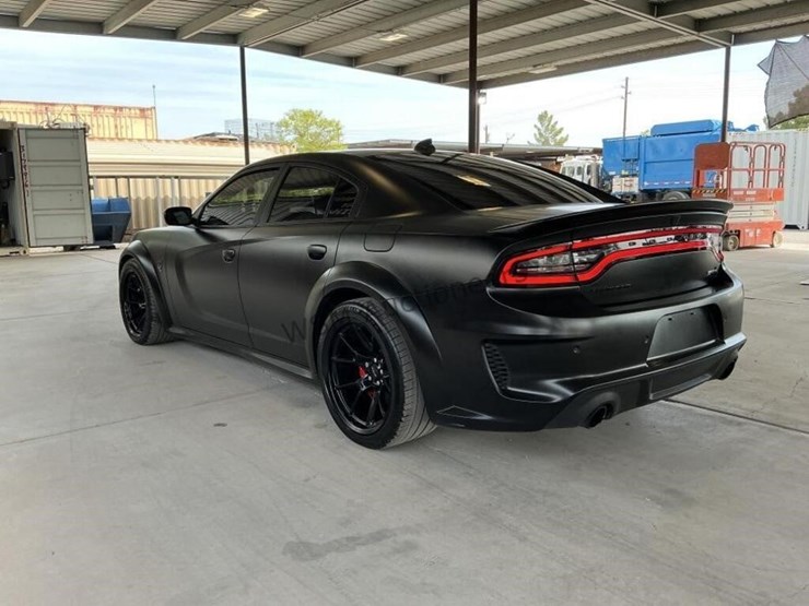 2021-dodge-charger-srt-hellcat-sdn-image-5