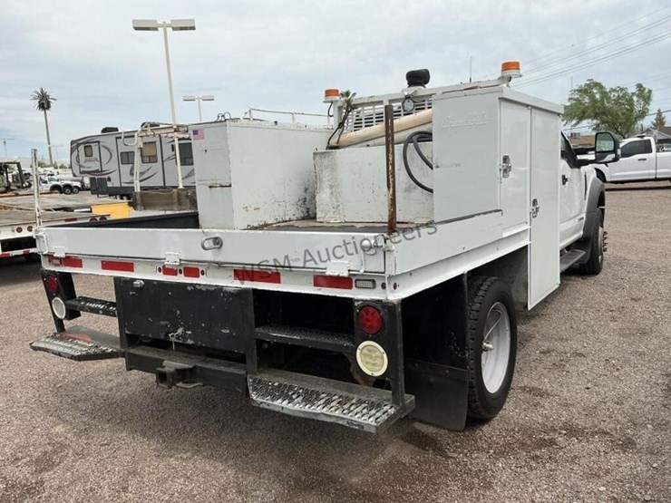 2019-ford-f550-image-4