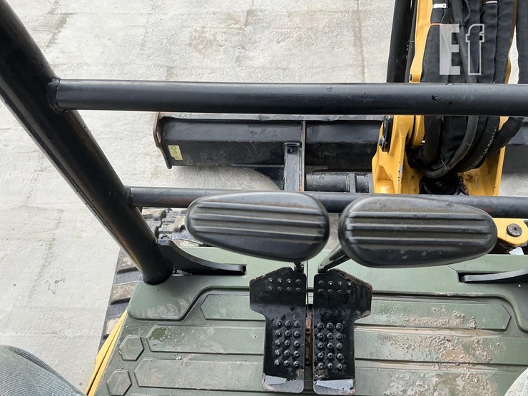2020-caterpillar-303.5e2-cr-image-17