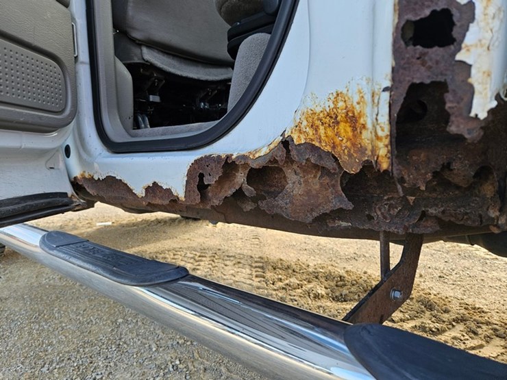 2004-dodge-ram-2500-image-14