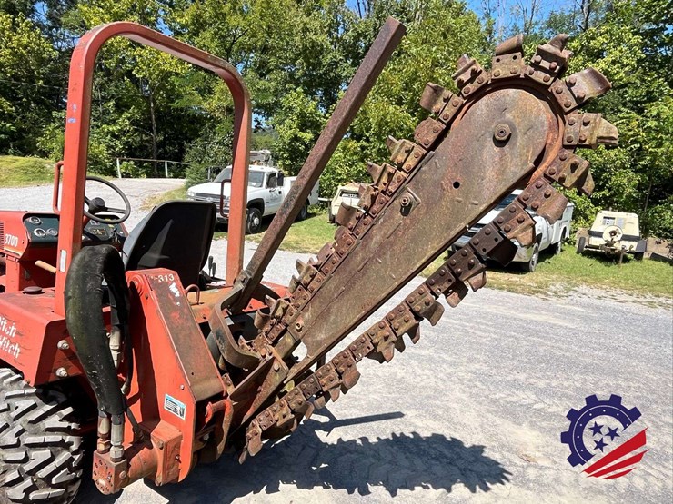 2001-ditch-witch-3700-image-19