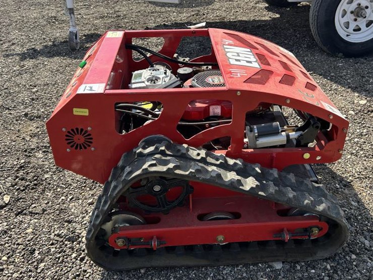 #204-•-egn-remote-control-mower---eg750-image-4