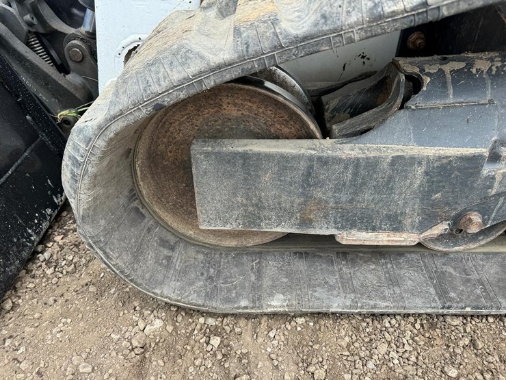 2023-bobcat-t76-image-14