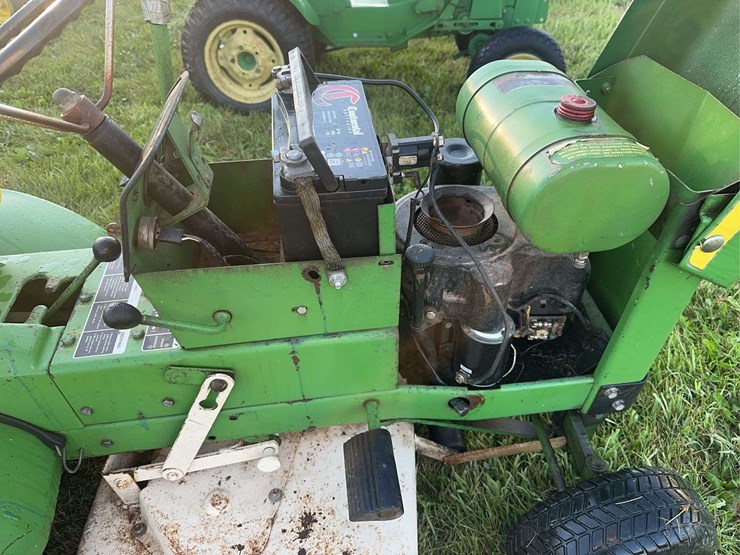 john-deere-70-image-12