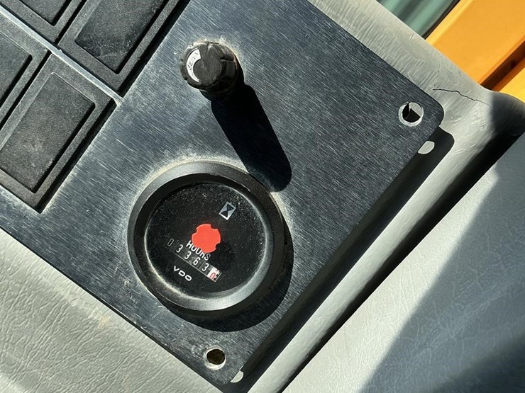 2006-volvo-l70e-image-15