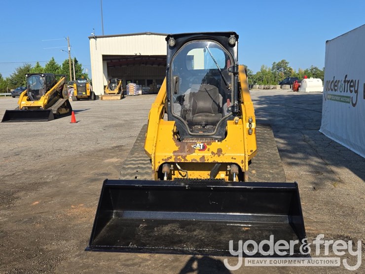 2022-caterpillar-279d3-image-8