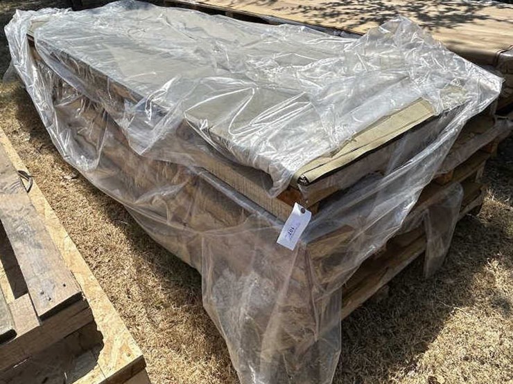 #107-•-(4)-wooden-pallets-52"-x-148-1/2"-x-6-1/2"-image-1