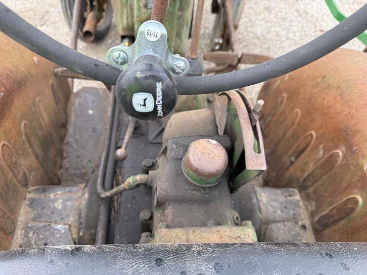 john-deere-m-image-15