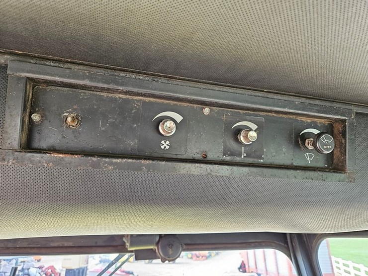 john-deere-5460-image-48