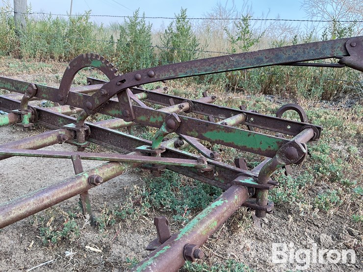 john-deere-pull-type-rake-image-17