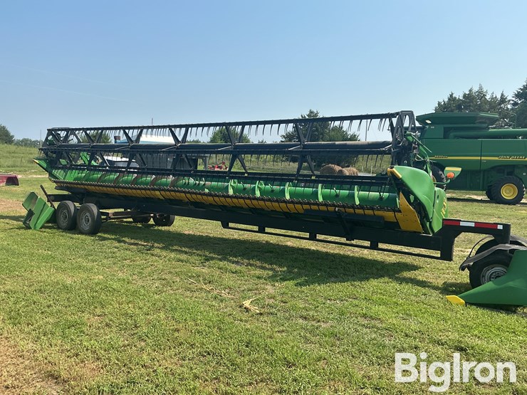 2007-john-deere-630f-image-1