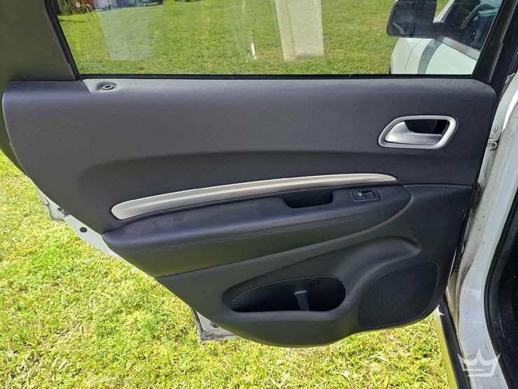 2019-dodge-durango-image-30