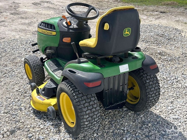 john-deer-48in-riding-mower.-image-4