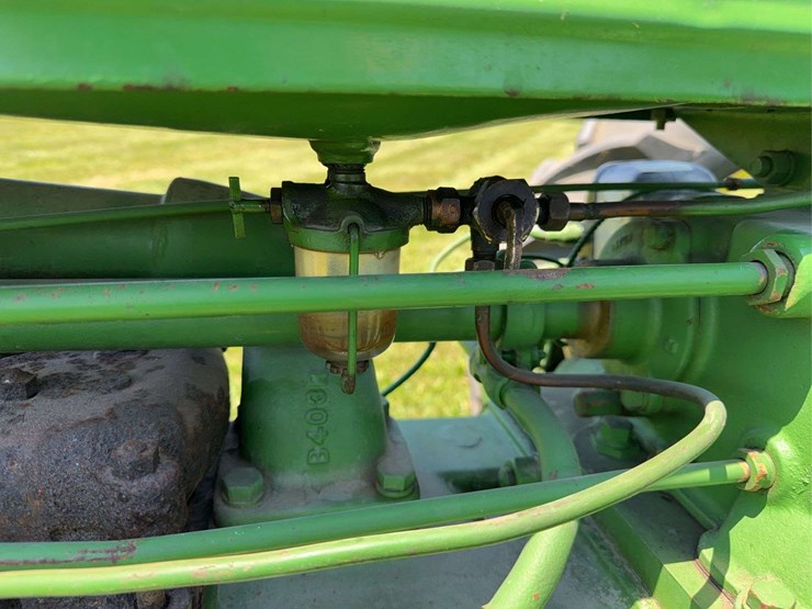 john-deere-b-image-22
