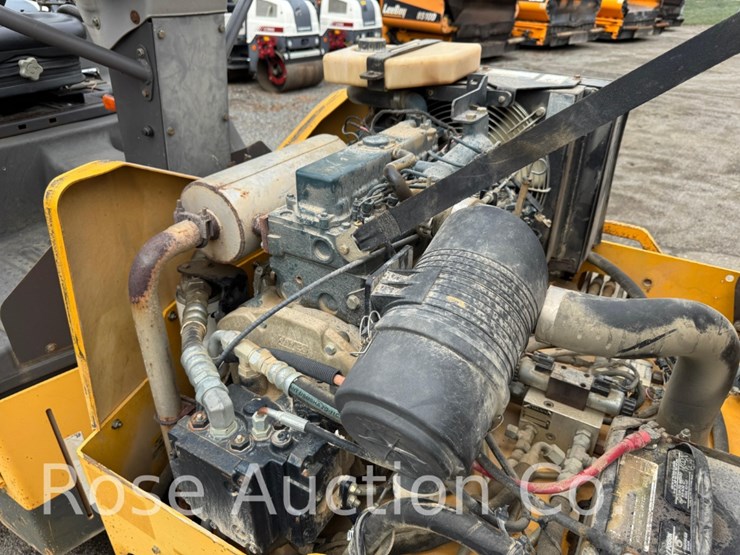 2014-volvo-dd29-image-9