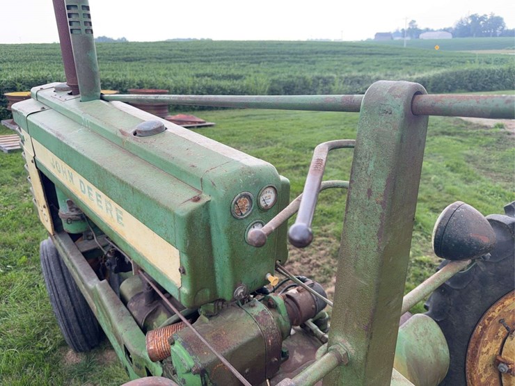 john-deere-b-image-35