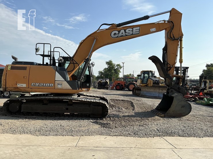 2015-case-cx210d-image-5