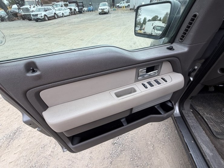 2009-ford-f150-xl-image-27