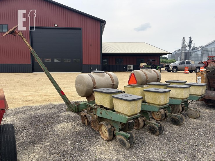 john-deere-7000-image-2