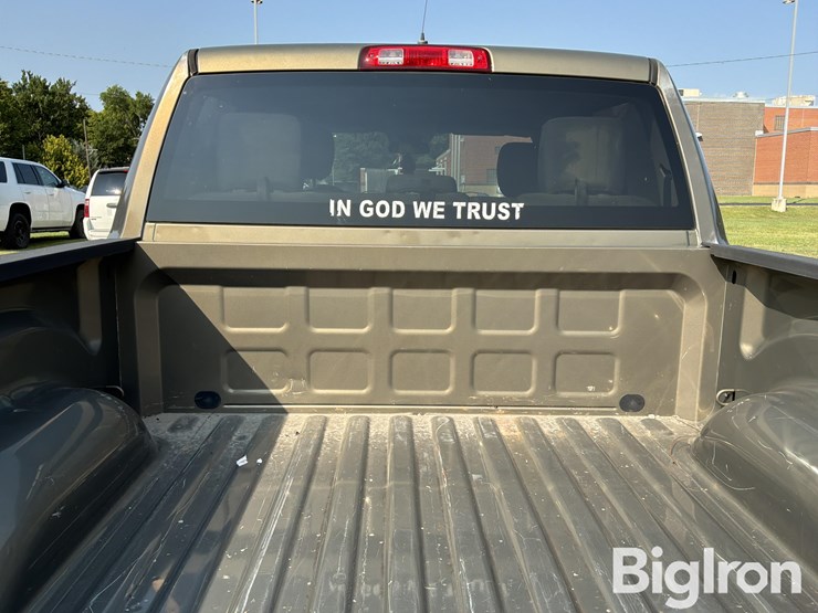 2015-dodge-1500-image-19