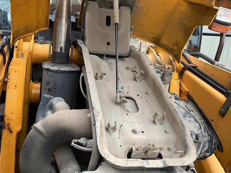 2016-jcb-3cx14-image-16