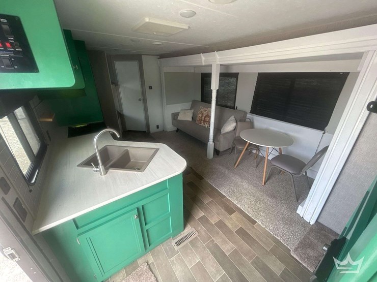 dutchman-coleman-lanter-t/a-travel-trailer-image-6