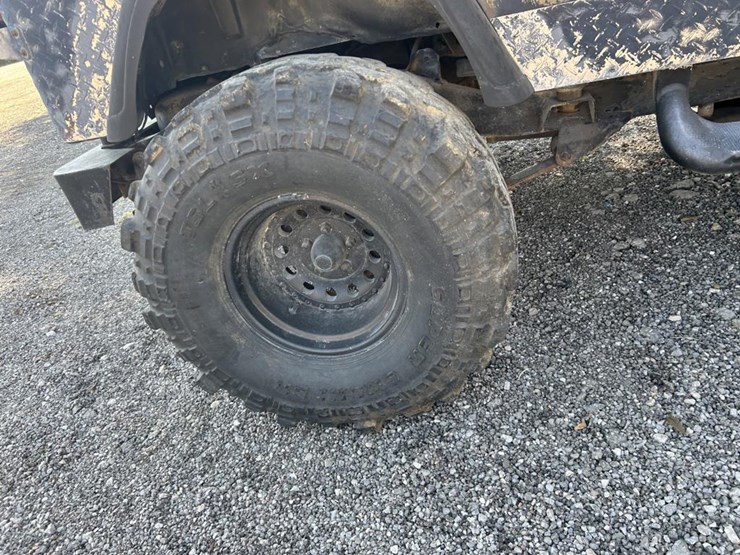 #13-•-1987-amc-jeep-2-door-image-18