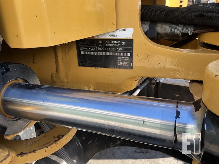 2022-caterpillar-302.7cr-image-18