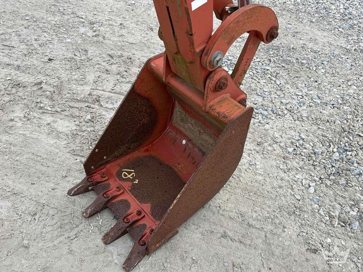 2012-ditch-witch-rt80-image-14