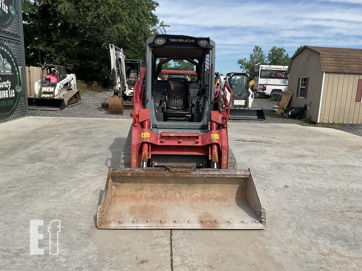 2022-takeuchi-tl10v2-image-7