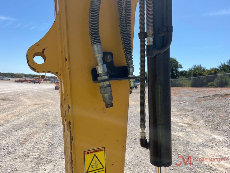 2016-caterpillar-305.5e2-cr-image-9