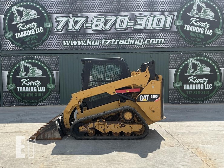 2015-caterpillar-259d-image-1