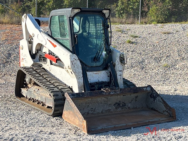 2019-bobcat-t770-image-1