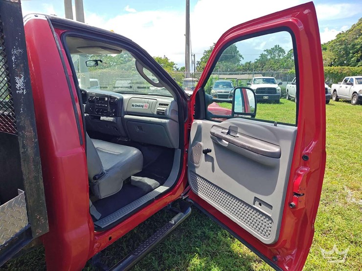 2005-ford-f350-image-22