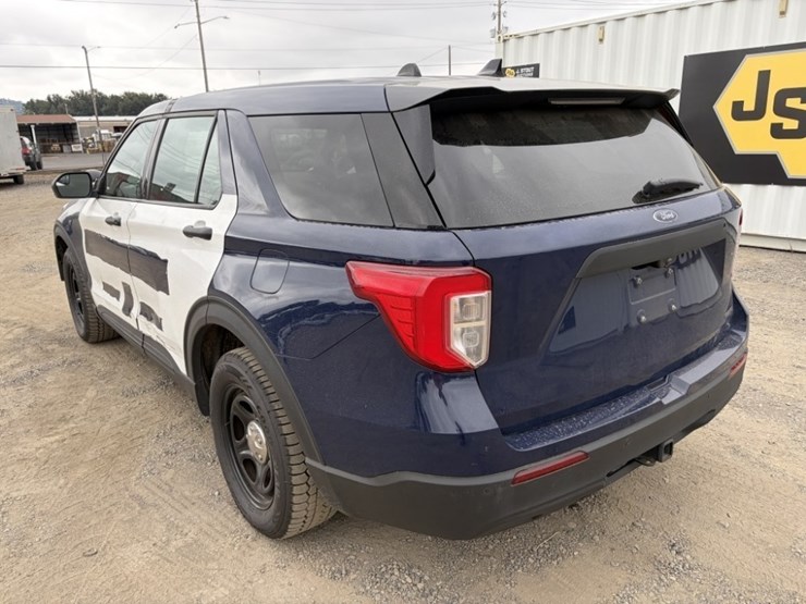 2020-ford-explorer-image-6