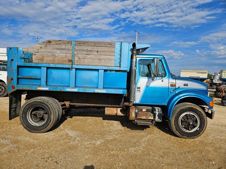 2000-international-4900-image-6