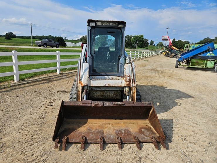 takeuchi-tl140-image-8