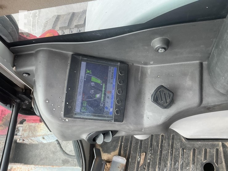 2015-takeuchi-tb290-image-18