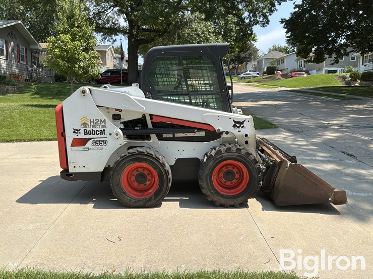 2017-bobcat-s550-image-4