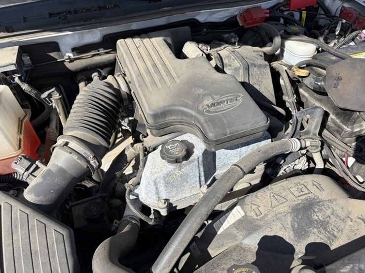 2012-chevrolet-colorado-lt-image-10