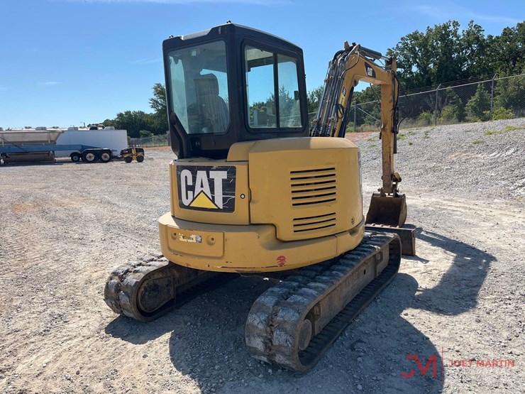2017-caterpillar-305.5e2-cr-image-4