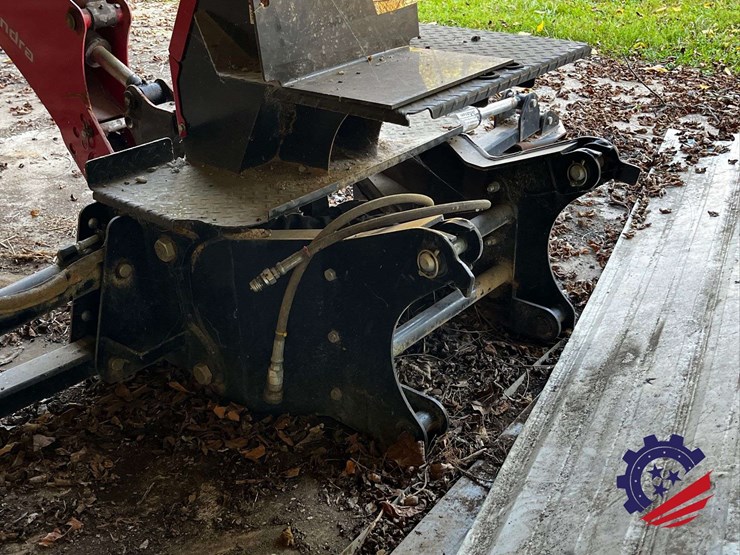 mahindra-1538b-farm-tractor-backhoe-attachment-image-8