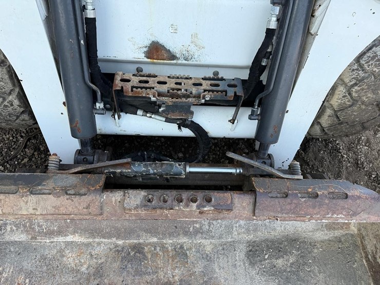 2023-bobcat-s770-image-10