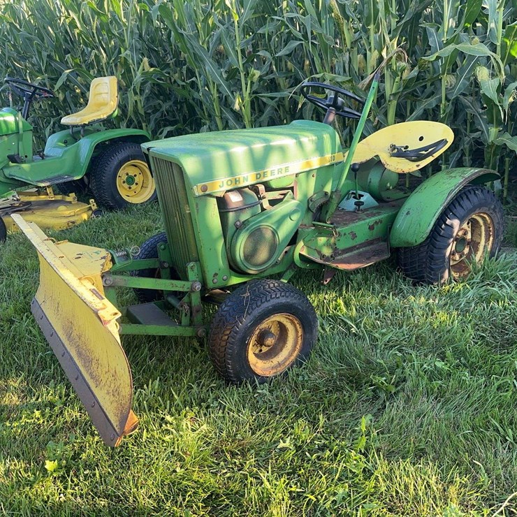 JOHN DEERE 110