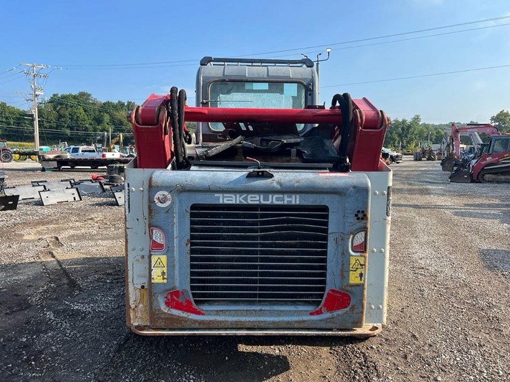 2021-takeuchi-tl12v2-image-4