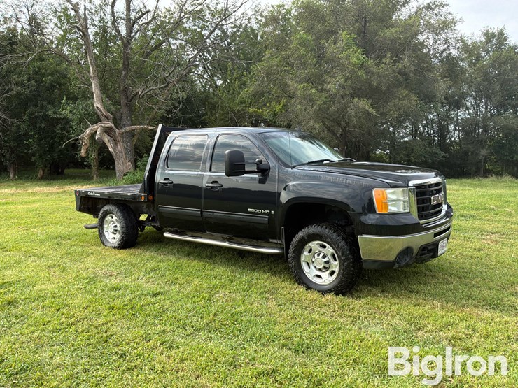 2009-gmc-sierra-2500-image-3