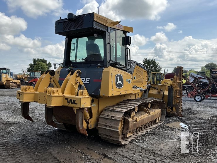 2022-deere-700l-xlt-image-4