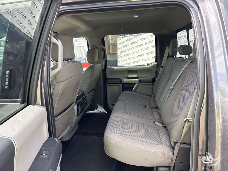 2018-ford-f150-image-19
